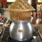 Yes, der Thai-Kochkurs in Chiang Mai war fantastisch! Hier wird Sticky Rice gekocht